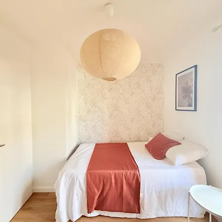 M090 Joli Avec Balcon * Annemasse