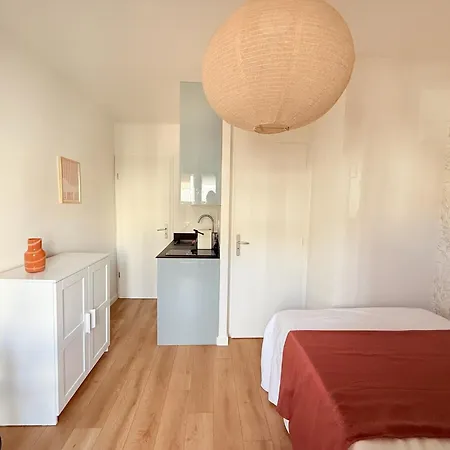 M090 Joli Avec Balcon Daire *