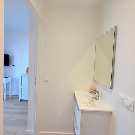 M090 Joli Avec Balcon Daire Annemasse