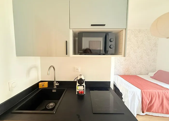 M090 Marquer Joli Avec Balcon Lejlighed
